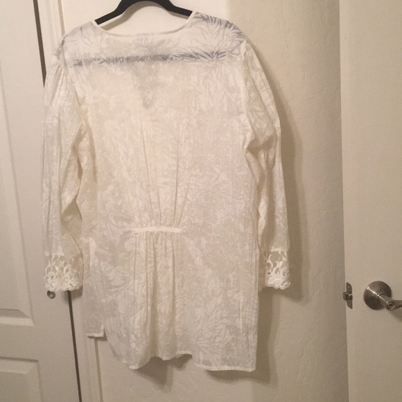 Lace blouse - Picture 3 of 5